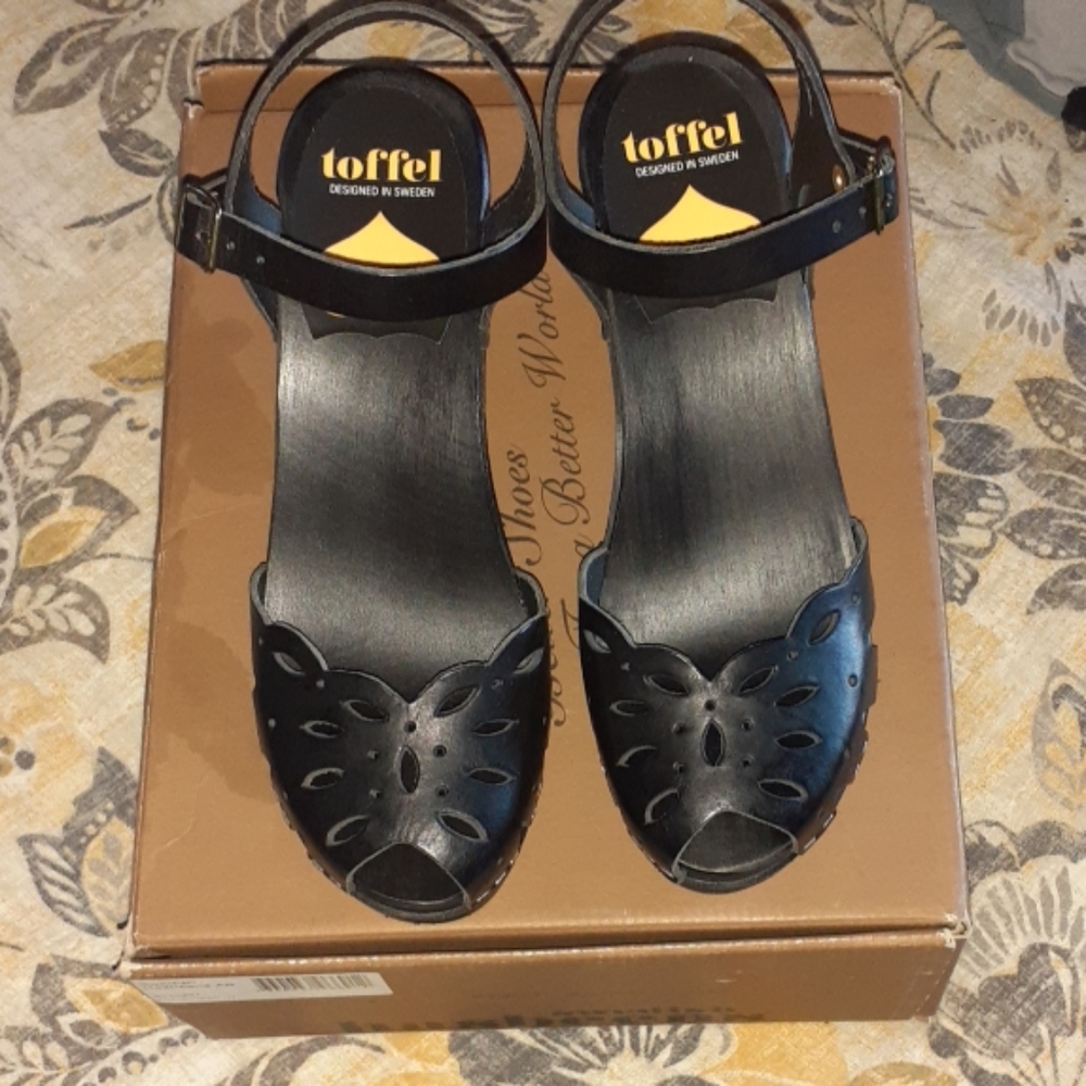 Swedish Hasbeens Flora Wedge